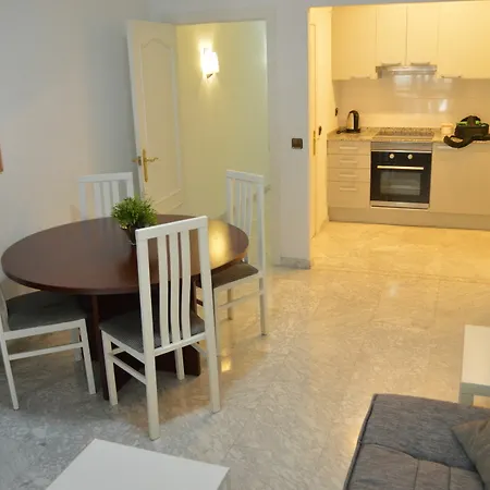 Apartament Rambla Nova 106 *